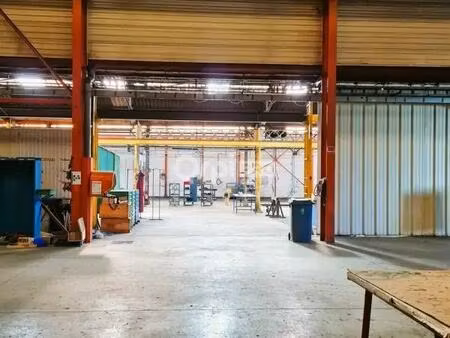 location entrepôt soissons 02200 680m²