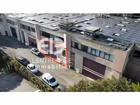 location entrepôt vallauris 06220 530m²