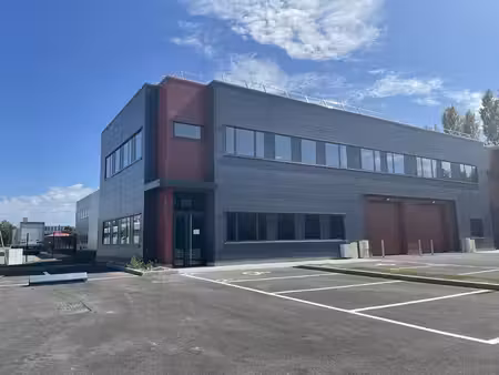 location local d’activités brétigny-sur-orge 91220 385m² à 1586m²