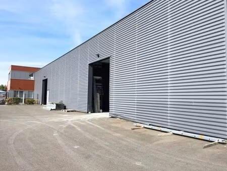 location local d’activités bretteville sur odon 14760 531m²
