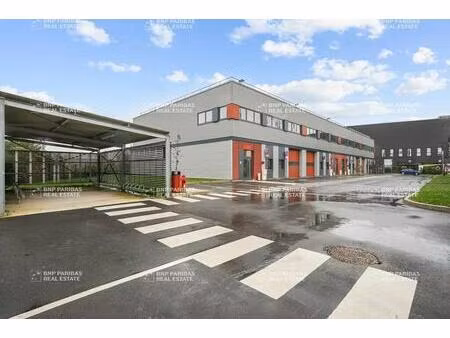 location local d'activités 454 m² à 2 760 m²