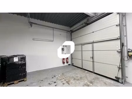 location local d'activités 138 m² à 432 m²