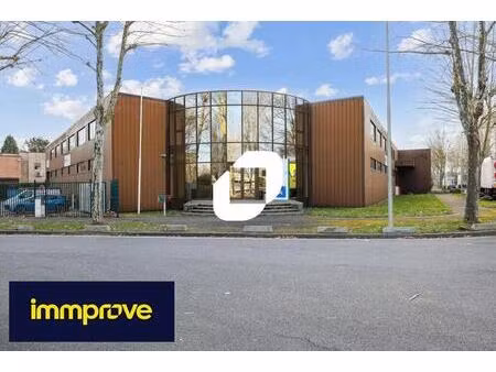 location local d’activités collégien 77090 530m² à 2930m²