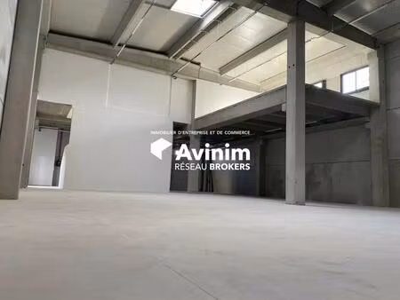 location entrepôt 550 m²