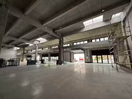 location entrepôt bobigny 93000 339m² à 687m²
