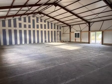 location local d’activités monce en belin 72230 285m²