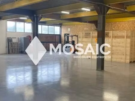 location local d'activités 600 m²