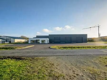 location local d’activités plomeur 29120 1250m² à 2500m²