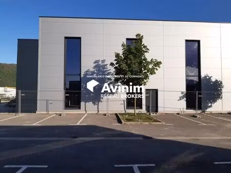 location local d’activités saint alban leysse 73230 385m²