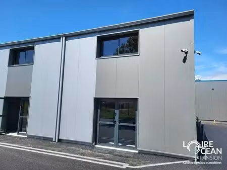 location local d’activités saint brevin les pins 44250 136m²