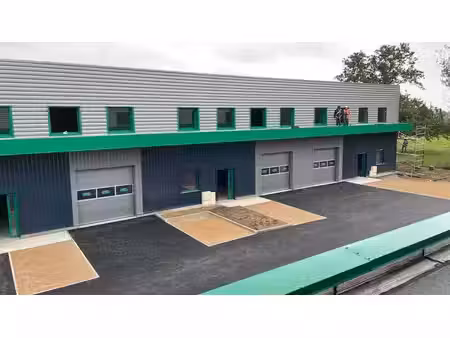location local d’activités tignieu-jameyzieu 38230 230m²