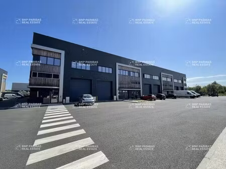 location local d’activités vaires-sur-marne 77360 285m²