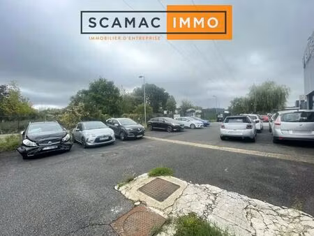 location bureaux 600 m²