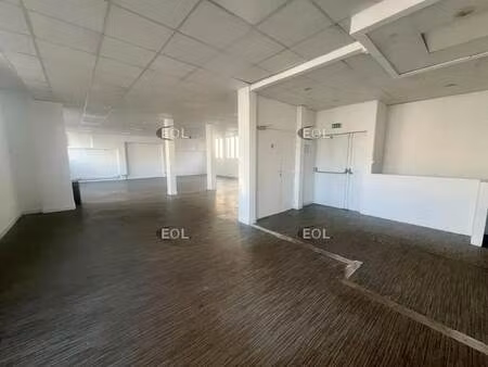 location local d’activités la courneuve 93120 381m² à 1220m²