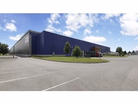 location entrepôt 4 842 m²