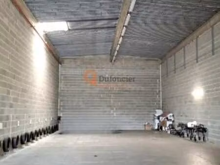 location local d’activités châtellerault 86100 1000m²
