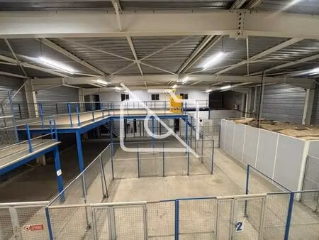location entrepôt coignieres 78310 1304m²