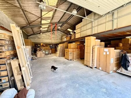 location entrepôt 362 m²