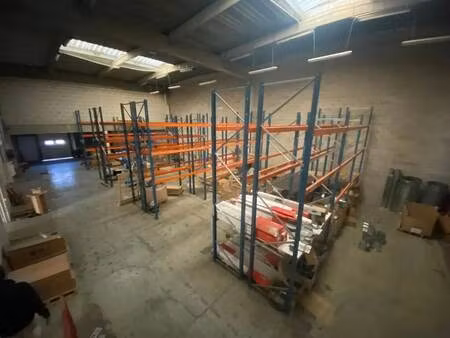 location entrepôt 1 428 m²