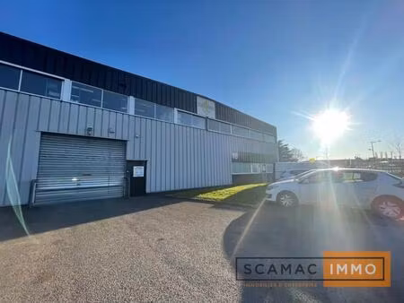 location entrepôt 499 m²