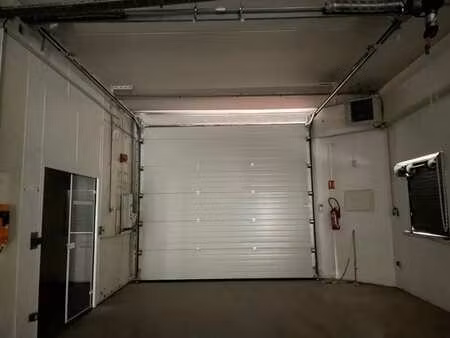 location entrepôt 518 m²