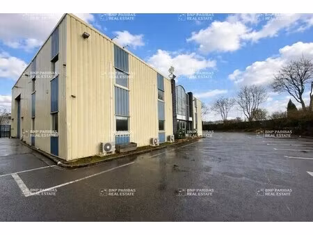 location local d’activités buc 78530 841m²