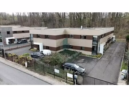 location local d'activités 350 m²
