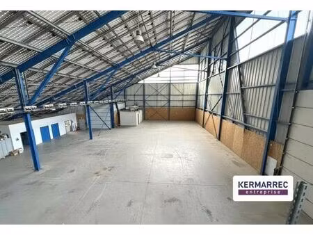 location local d’activités la trinite surzur 56190 800m²