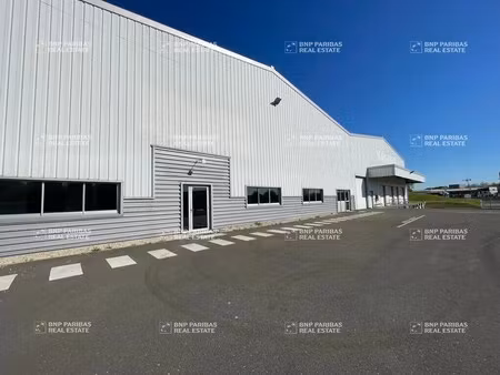 location local d'activités 4 550 m²