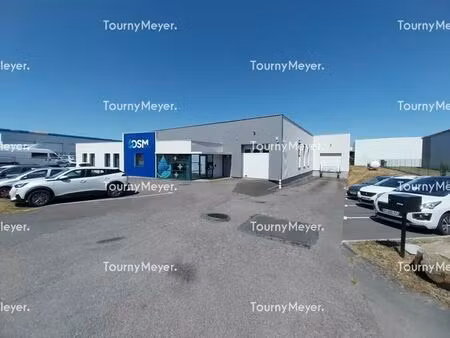 location local d’activités thouare sur loire 44470 1062m²