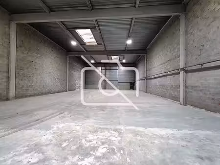 location entrepôt boissy-saint-léger 94470 486m²