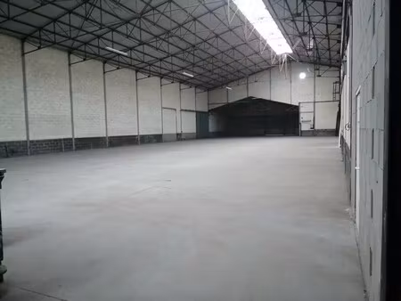 location entrepôt la chapelle de guinchay 71570 1600m²