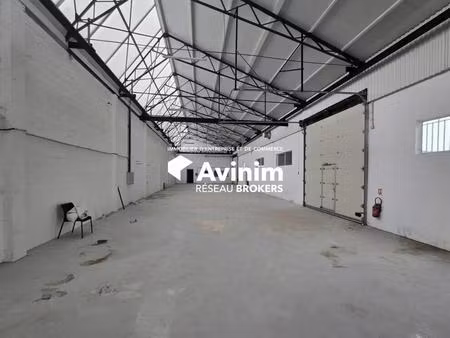 location entrepôt 473 m²