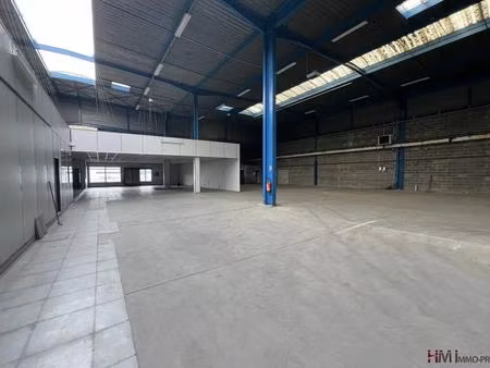 location entrepôt 1 442 m²