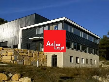 location local d'activités 314 m²