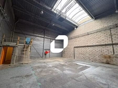 location local d’activités orgeval 78630 427m² à 1201m²