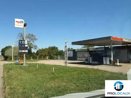 location local d'activités 750 m²