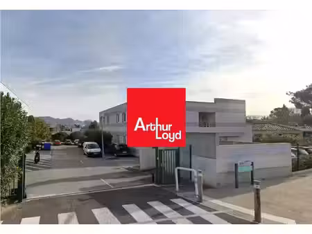 location local d’activités 298m²