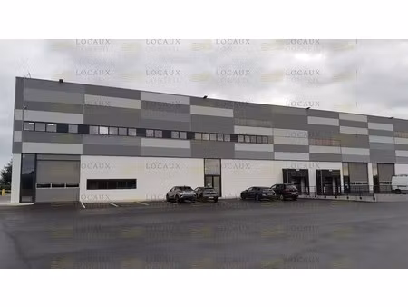 location local d’activités neuville-sur-oise 95000 2887m²