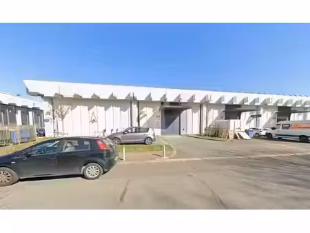location local d’activités 1493m²