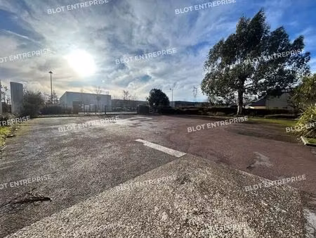 location bureaux 600 m²