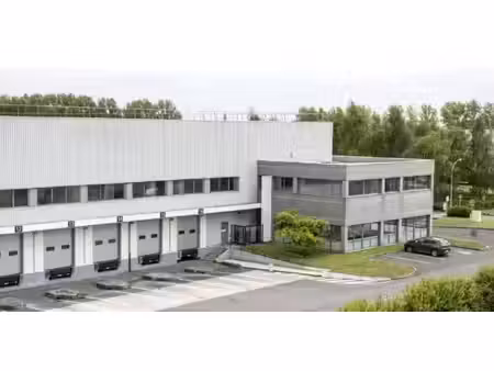 location entrepôt compans 77290 4849m²