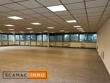location entrepôt les ulis 91940 644m²