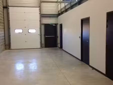 location local d’activités beauvais 60000 130m²