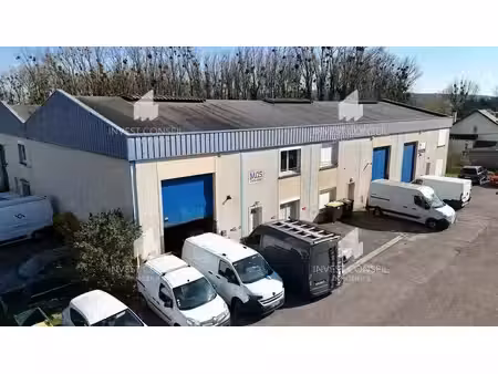 location local d’activités bernes-sur-oise 95340 195m²