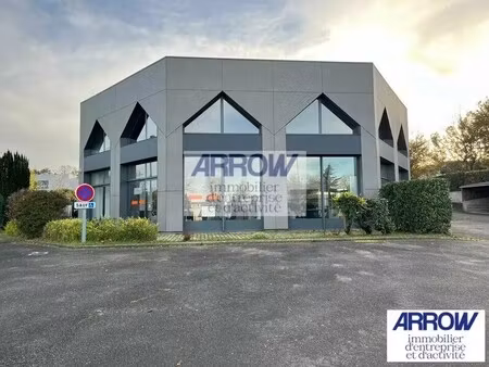 location local d’activités bouguenais 44340 570m²