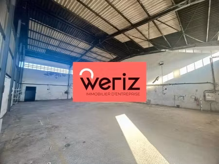 location local d'activités 605 m²