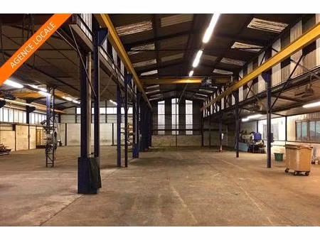 location local d'activités 1 200 m²