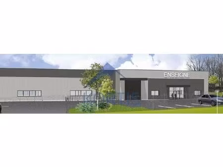 location local d'activités 420 m² à 1 678 m²