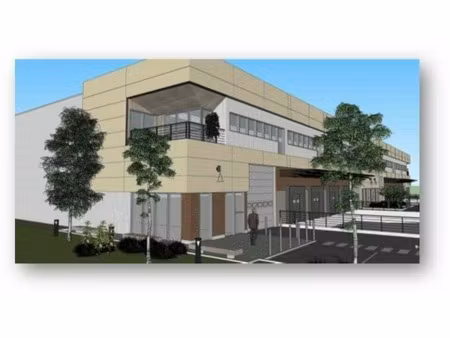 location local d'activités 1 175 m² à 4 700 m²